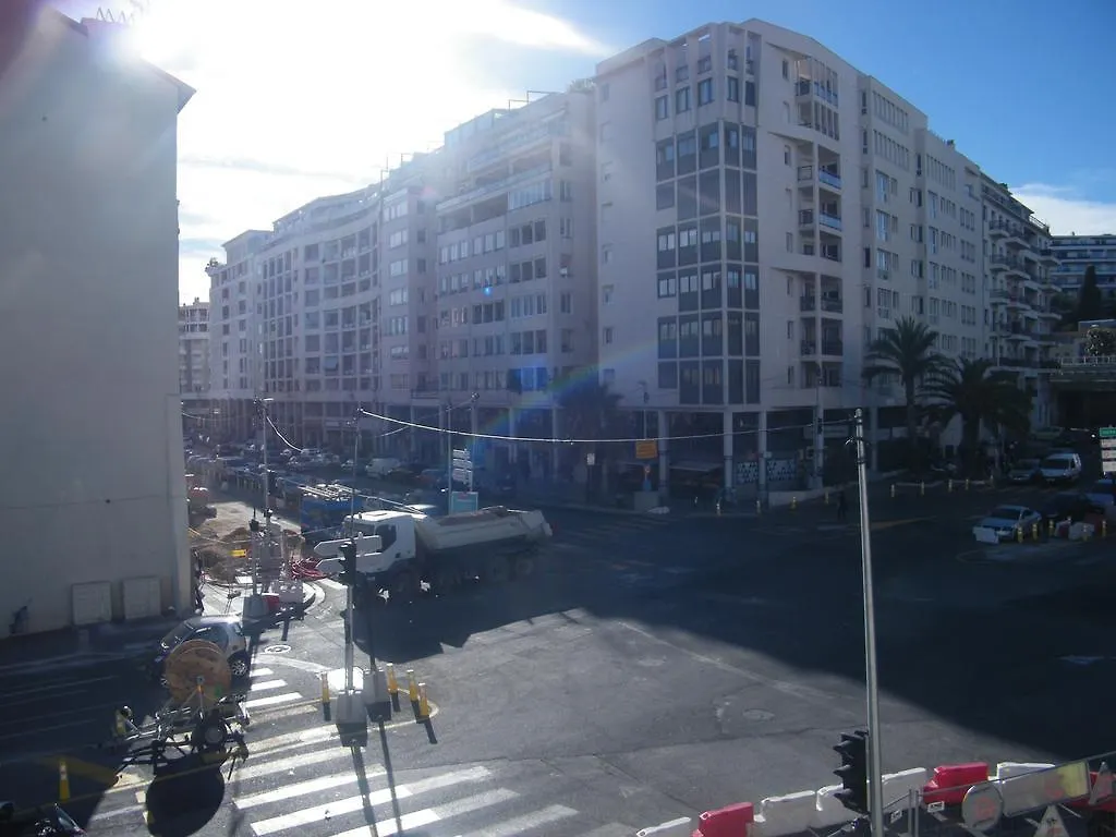 Apartment Appartement Palais Henri IV Nice France